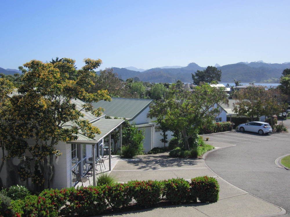 Pauanui Pines Motor Lodge Eksteriør billede