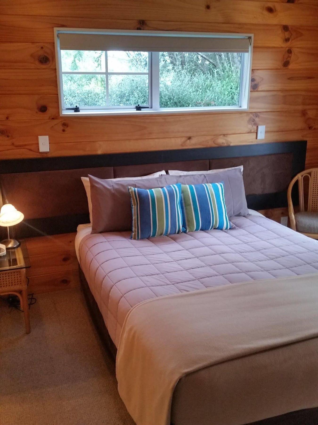 Pauanui Pines Motor Lodge Eksteriør billede