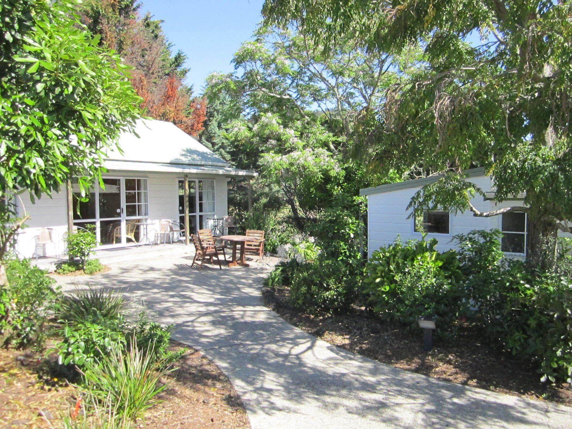 Pauanui Pines Motor Lodge Eksteriør billede