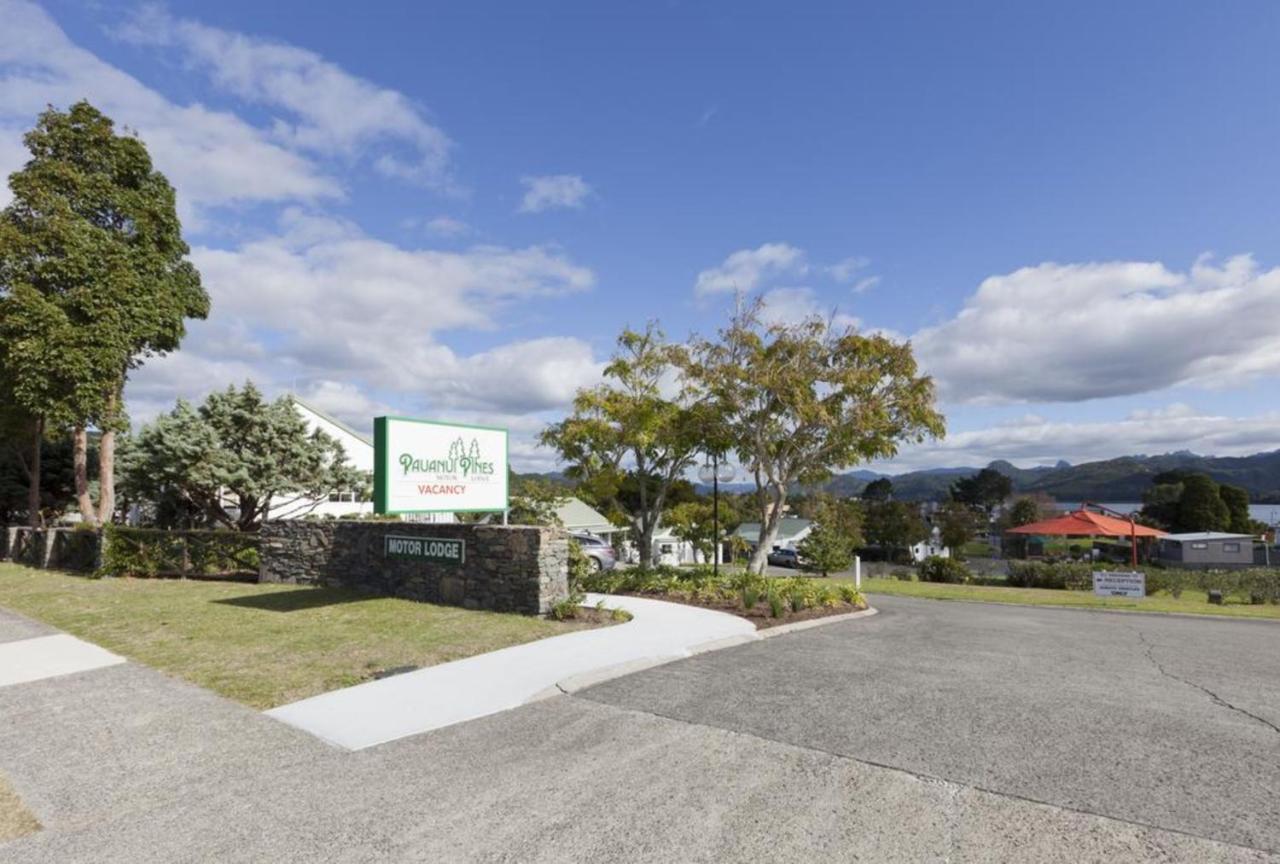 Pauanui Pines Motor Lodge Eksteriør billede