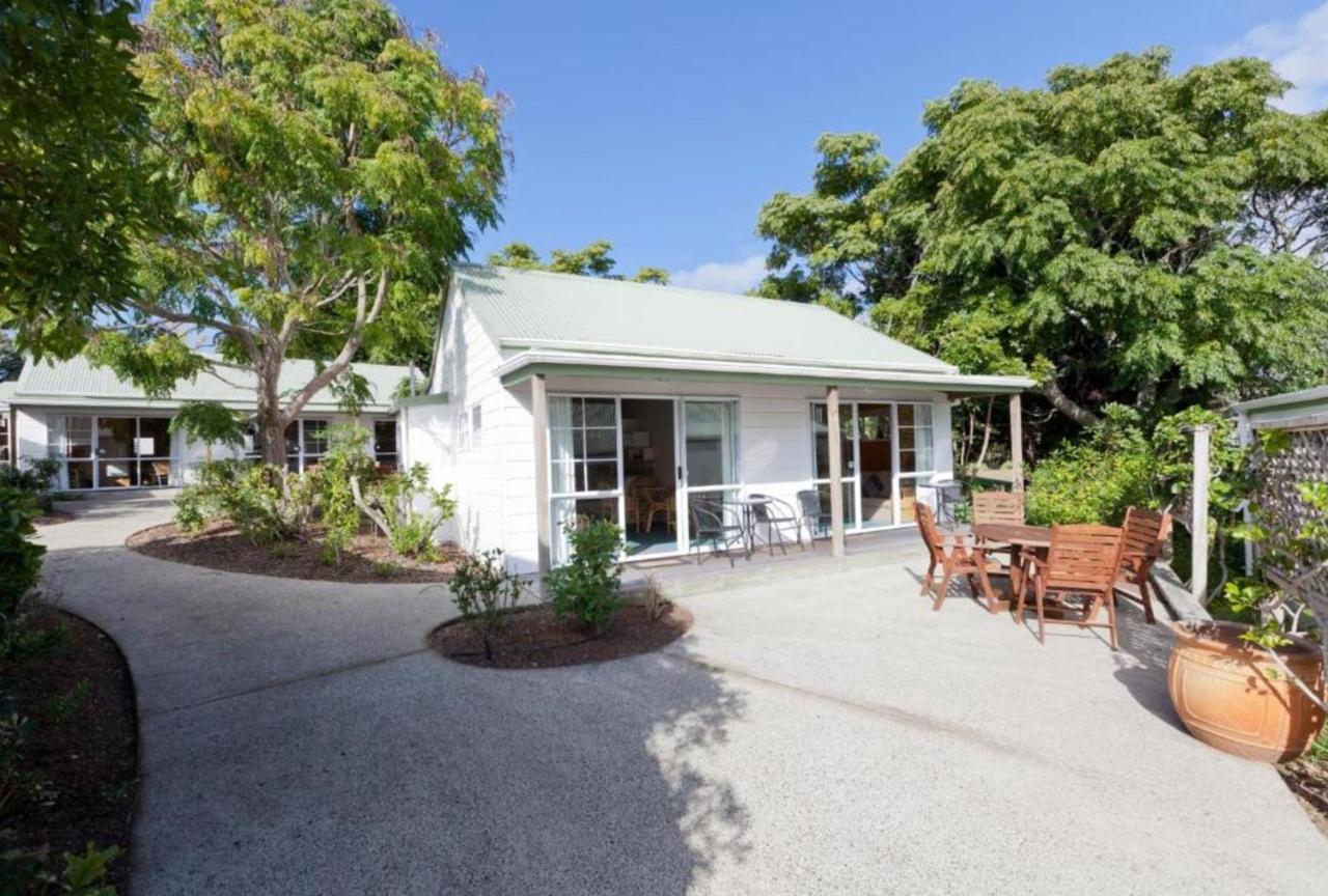 Pauanui Pines Motor Lodge Eksteriør billede